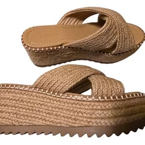 Women's Beige Woven Platform Sandals